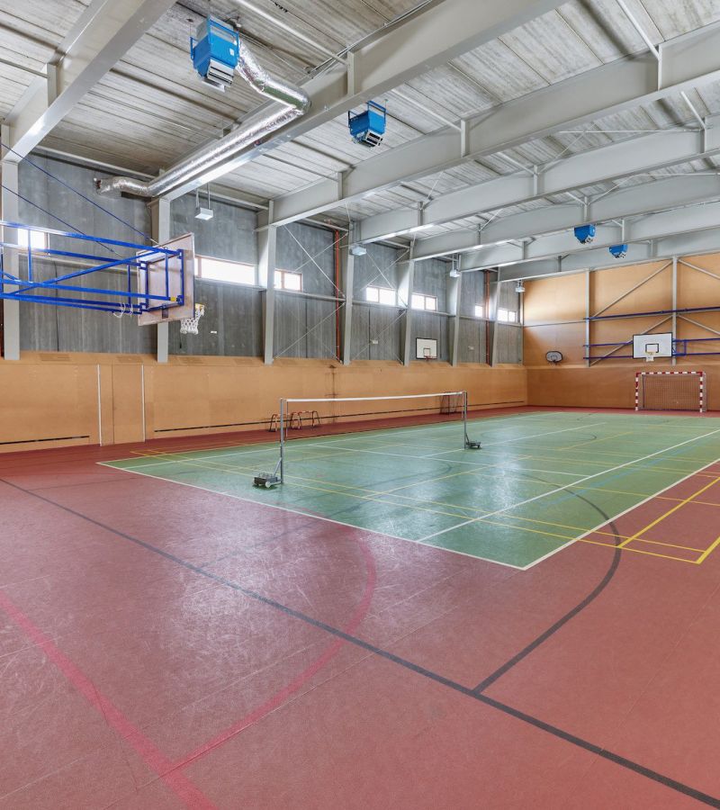 Když prší - Fotbal, volejbal, florbal, tenis, basketbal i badminton.